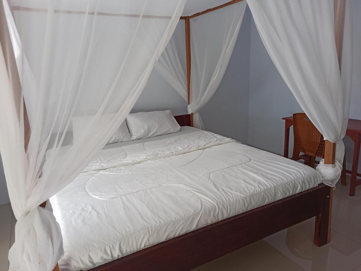 Tangkoko Jungle Homestay Rinondoran Екстериор снимка